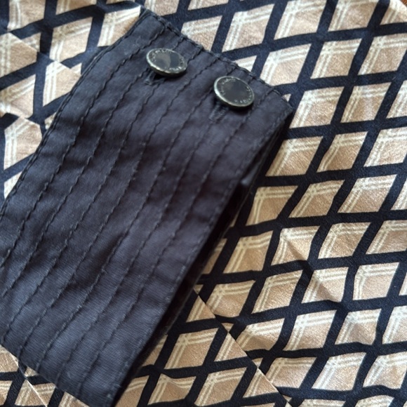 Tory Burch Silk Stretch Velda Navy Cream Diamond Tunic Size 6 - Picture 6 of 7